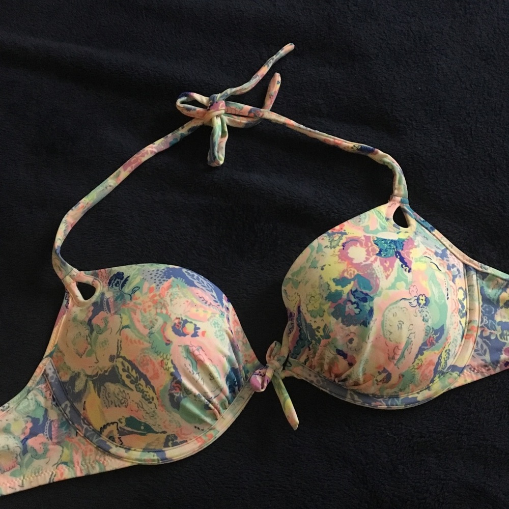 Floral bikini 36D top only